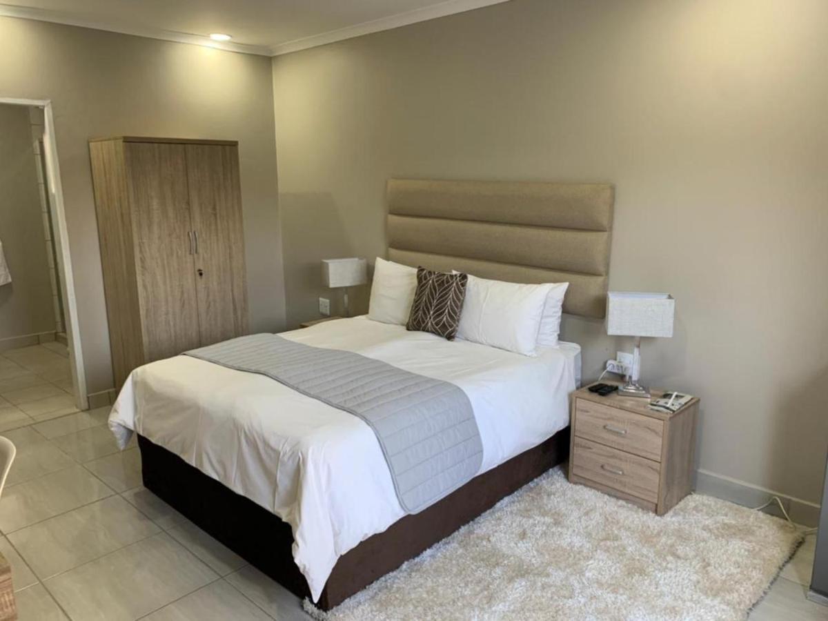 Fin And Feather Guest Lodge Boksburg Ngoại thất bức ảnh