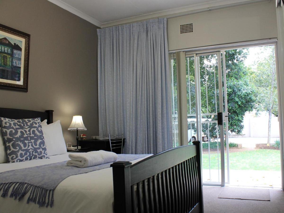 Fin And Feather Guest Lodge Boksburg Ngoại thất bức ảnh