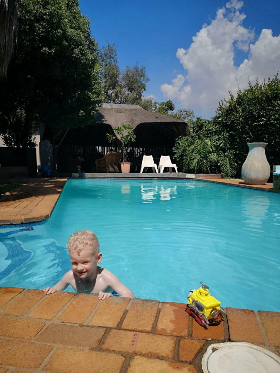 Fin And Feather Guest Lodge Boksburg Ngoại thất bức ảnh