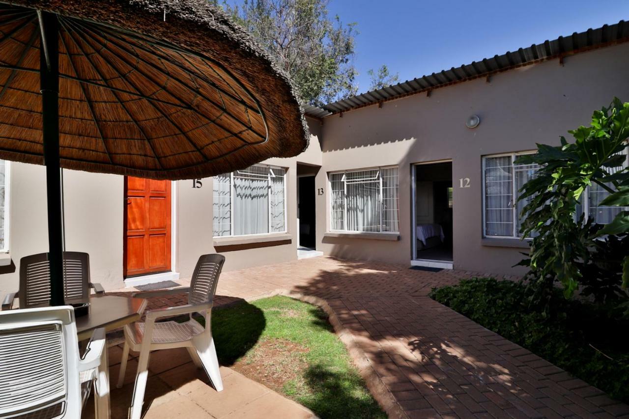 Fin And Feather Guest Lodge Boksburg Ngoại thất bức ảnh